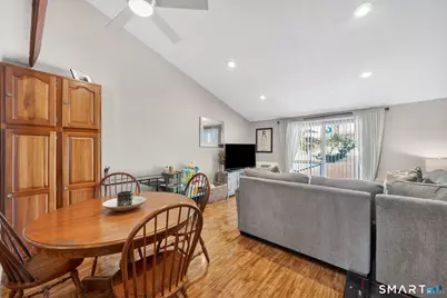 23 Locust Circle #23, Rocky Hill, CT 06067 - Photo 9