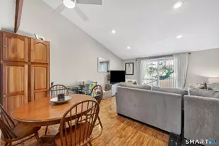 23 Locust Cir, Rocky Hill, CT 06067 - Photo 9