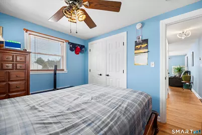 208 Mountain Street, Hartford, CT 06106 - Photo 17