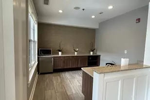 138 Hollow Tree Ridge Rd, Darien, CT 06820 - Photo 9