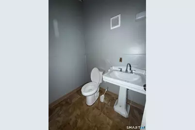 554 Wethersfield Avenue, Hartford, CT 06114 - Photo 3