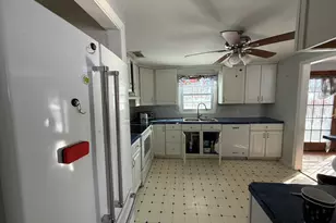 98 1st St, Suffield, CT 06078 - Photo 3