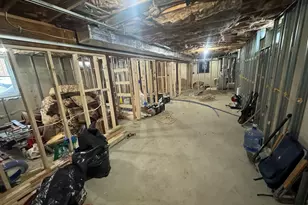 695 Shelton St, Bridgeport, CT 06608 - Photo 19