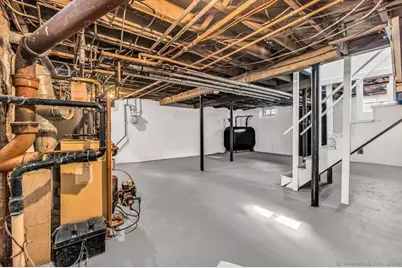 123 Harlem Avenue, Bridgeport, CT 06606 - Photo 31