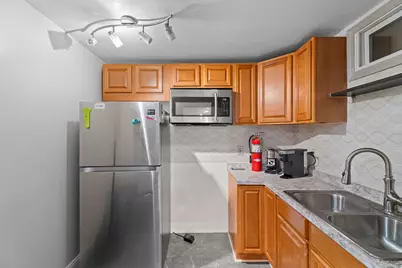 264 Vauxhall Street, New London, CT 06320 - Photo 11