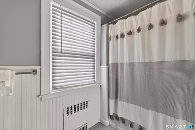 372 Fern Street, West Hartford, CT 06119 - Photo 27