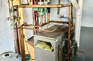 302 Quaker Ln N, West Hartford, CT 06119 - Photo 39