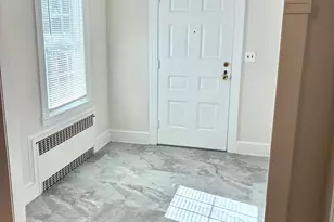 302 Quaker Ln N, West Hartford, CT 06119 - Photo 3