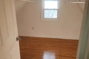 141 Hicks St, Bridgeport, CT 06608 - Photo 17