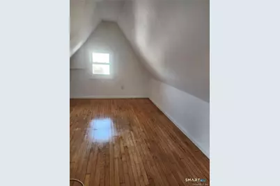 141 Hicks Street, Bridgeport, CT 06608 - Photo 15