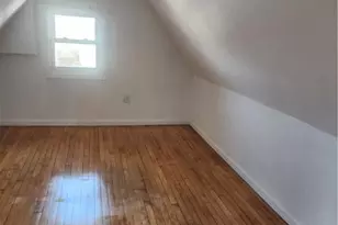 141 Hicks St, Bridgeport, CT 06608 - Photo 15