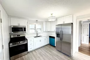 45 Morse Rd, Manchester, CT 06040 - Photo 3