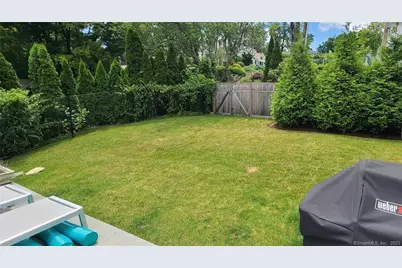 23 Sterling Drive, Westport, CT 06880 - Photo 11