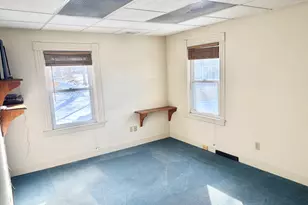 342 Center St, Manchester, CT 06040 - Photo 11