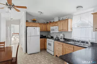 28 Jensen Ct, Southington, CT 06489 - Photo 11