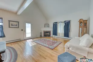 7 Chestnut Hollow Rd, Colchester, CT 06415 - Photo 5