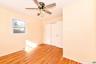 90 Mary Ellen Dr, Milford, CT 06460 - Photo 15