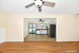 90 Mary Ellen Dr, Milford, CT 06460 - Photo 5