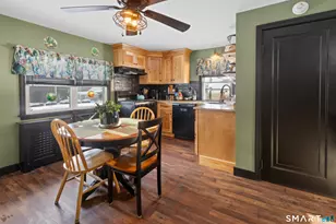 17 Auburn St, Putnam, CT 06260 - Photo 3