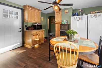 17 Auburn Street, Putnam, CT 06260 - Photo 5