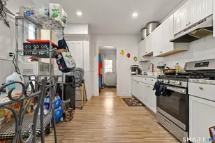 1036 Maplewood Ave, Bridgeport, CT 06605 - Photo 5