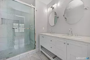 132 Hope St, Stamford, CT 06906 - Photo 17