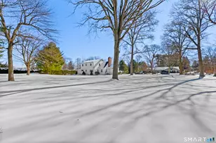 107 Stonehedge Dr N, Greenwich, CT 06831 - Photo 3