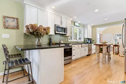 30 Pepperwood Lane, Branford, CT 06405 - Photo 5