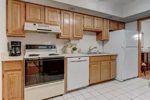 33 Langdon Ct, Berlin, CT 06037 - Photo 13