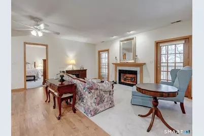 33 Langdon Court #APT D104, Berlin, CT 06037 - Photo 5