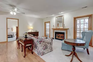 33 Langdon Ct, Berlin, CT 06037 - Photo 5