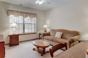 33 Langdon Ct, Berlin, CT 06037 - Photo 27