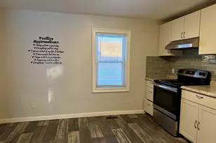 67 Mechanic St, Stonington, CT 06379 - Photo 3