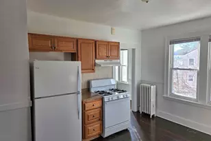 219 Columbia St, New Britain, CT 06052 - Photo 3