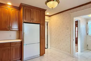 82 Coniston Ave, Waterbury, CT 06708 - Photo 5