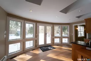 160 Rock Rimmon Rd, Stamford, CT 06903 - Photo 11