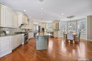 205 E Rocks Rd, Norwalk, CT 06851 - Photo 9