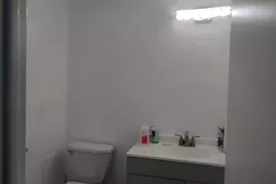 943 High Path Rd, Windsor, CT 06095 - Photo 7