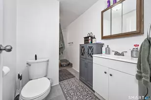 74 Mitchell St, New Britain, CT 06053 - Photo 15