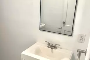 74 Mitchell St, New Britain, CT 06053 - Photo 9