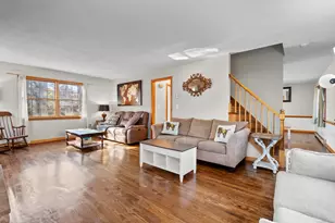 1 Burlington Rd, Farmington, CT 06085 - Photo 13