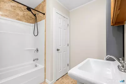 55 Allen Street, New Britain, CT 06053 - Photo 13