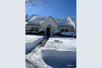 14 Pinney Street #APT 46, Ellington, CT 06029 - Photo 1