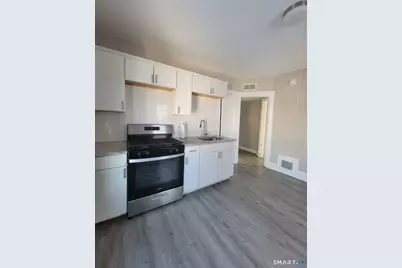 187 Hart Street, New Britain, CT 06052 - Photo 9