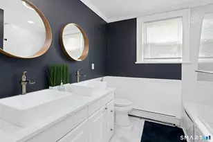 137 Rock Spring Rd, Stamford, CT 06906 - Photo 7