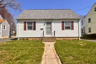 406 Oakwood Ave, West Hartford, CT 06110 - Photo 1