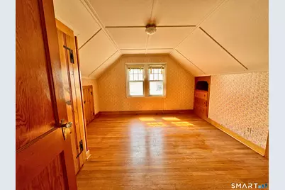 406 Oakwood Avenue, West Hartford, CT 06110 - Photo 11