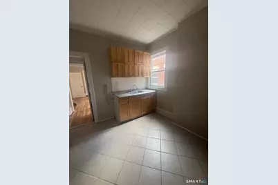 287 Dover Street, Bridgeport, CT 06610 - Photo 11