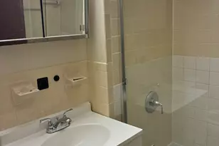 108 Oakwood Ave, West Hartford, CT 06119 - Photo 15