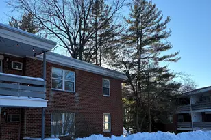 108 Oakwood Ave, West Hartford, CT 06119 - Photo 3